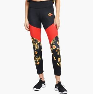 NWT Nike Essential Leggings Floral